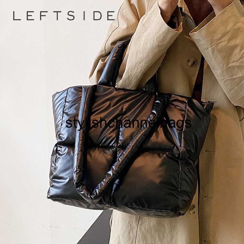 Totes en bordure de gauche grande sac fourre-tout pour les femmes 2022 Tend les sacs et sacs à main Simple High Captide Solide Sac à main 0204/23