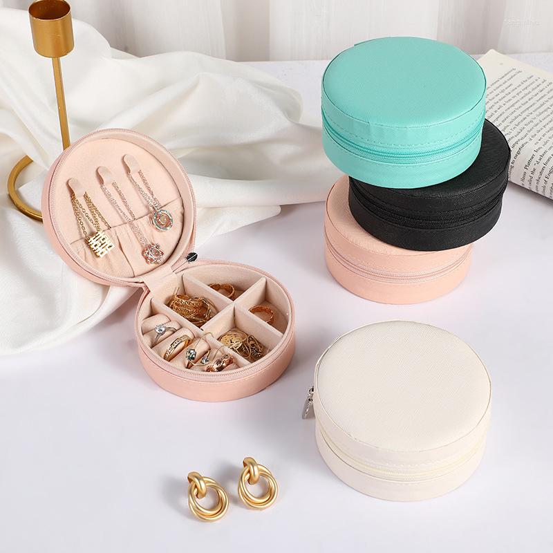 

Cosmetic Bags Round Portable Jewelry Box Organizer Display Travel Case Boxes Button Pu Leather Storage Zipper Jewelers, White