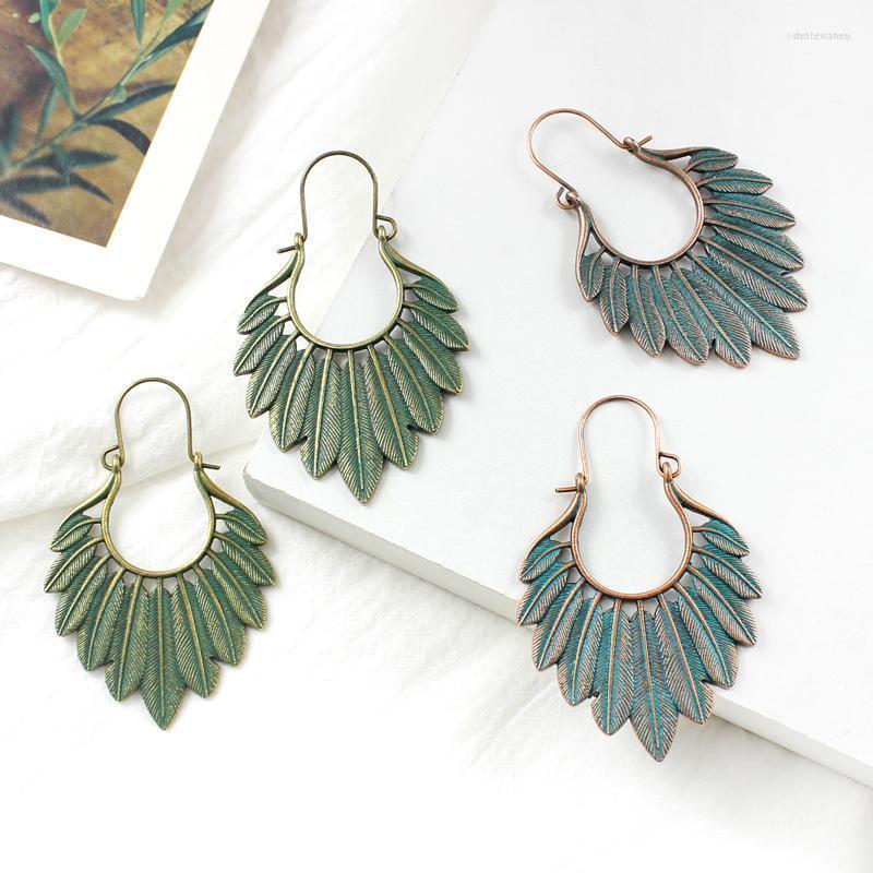 

Dangle Earrings & Chandelier Fashion Female Jewelry Drop Valentine 's Day Gift Simple Hollow Leaf Shape Green Hoja Brincos Femme WomenDa