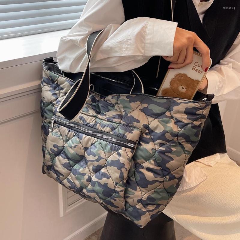 

Evening Bags 2023 Fashion Women's Big Padded Space Bag Designer Quilted Down Fabric Shoulder Messenger Luxury Female Purse Handbags Tote, Camouflage bag