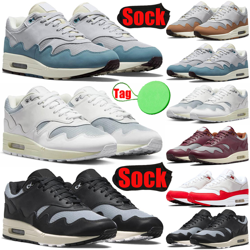 

Pattas Waves 1 White Running Shoes For Mens Womens Sean Wotherspoons Noise Aqua Monarch Black Night Maroon Men Trainers Sneakers Runners Sneakers, #3 monarch 36-45