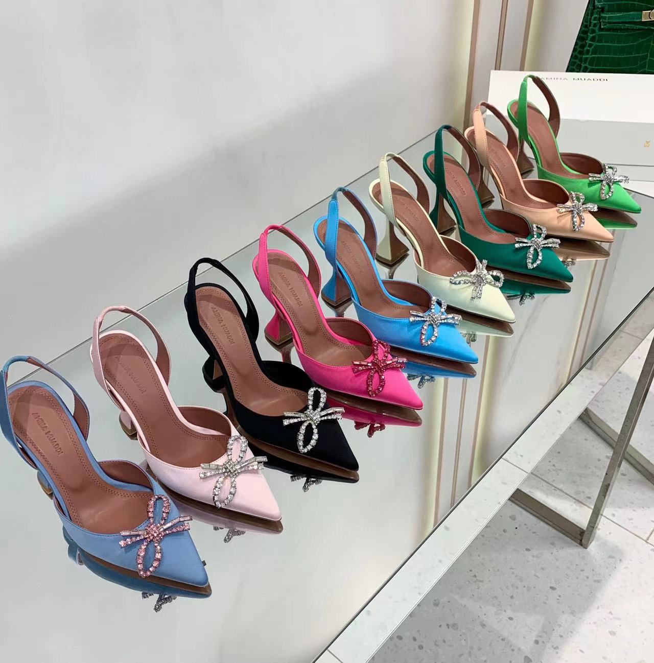 

Amina muaddi Dress Shoes Womens sandals Satin pointed slingbacks Bowtie pumps Crystal sunflower high heeled shoe 100mm Luxury Designer Wedding Shoes with box, 26#