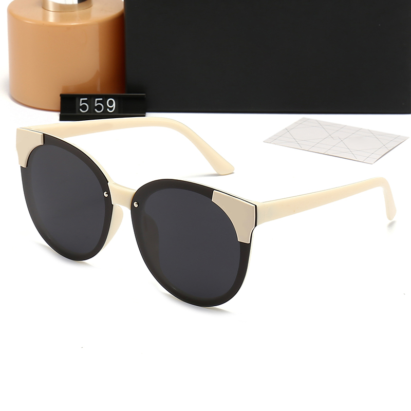 

559 Designer Sunglasses Fashion Classic Eyeglasses Goggle Outdoor Pink Beach Sun Glasses For Man Woman 5 Color Optional Triangular Signature With Box