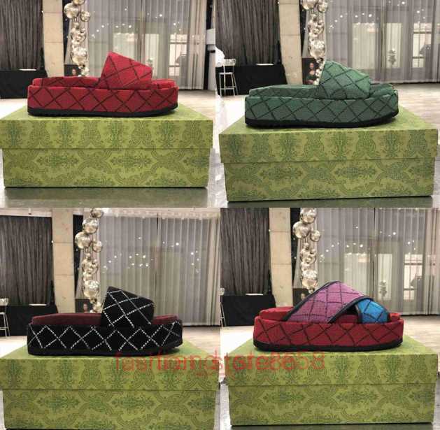 

Women Summer Designer Slippers Sandals Luxury Slide Flat High Heels Flip Flops Shoes Embroidered Thick Sole Rubber Sandal Casual Shoe With 35-44, 26