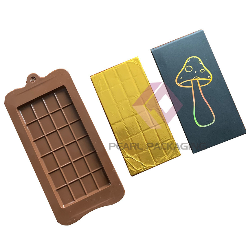 

Gift Wrap Gold Foil Wrappers with Holographic Mushroom Chocolate Packaging Boxes Set 230206