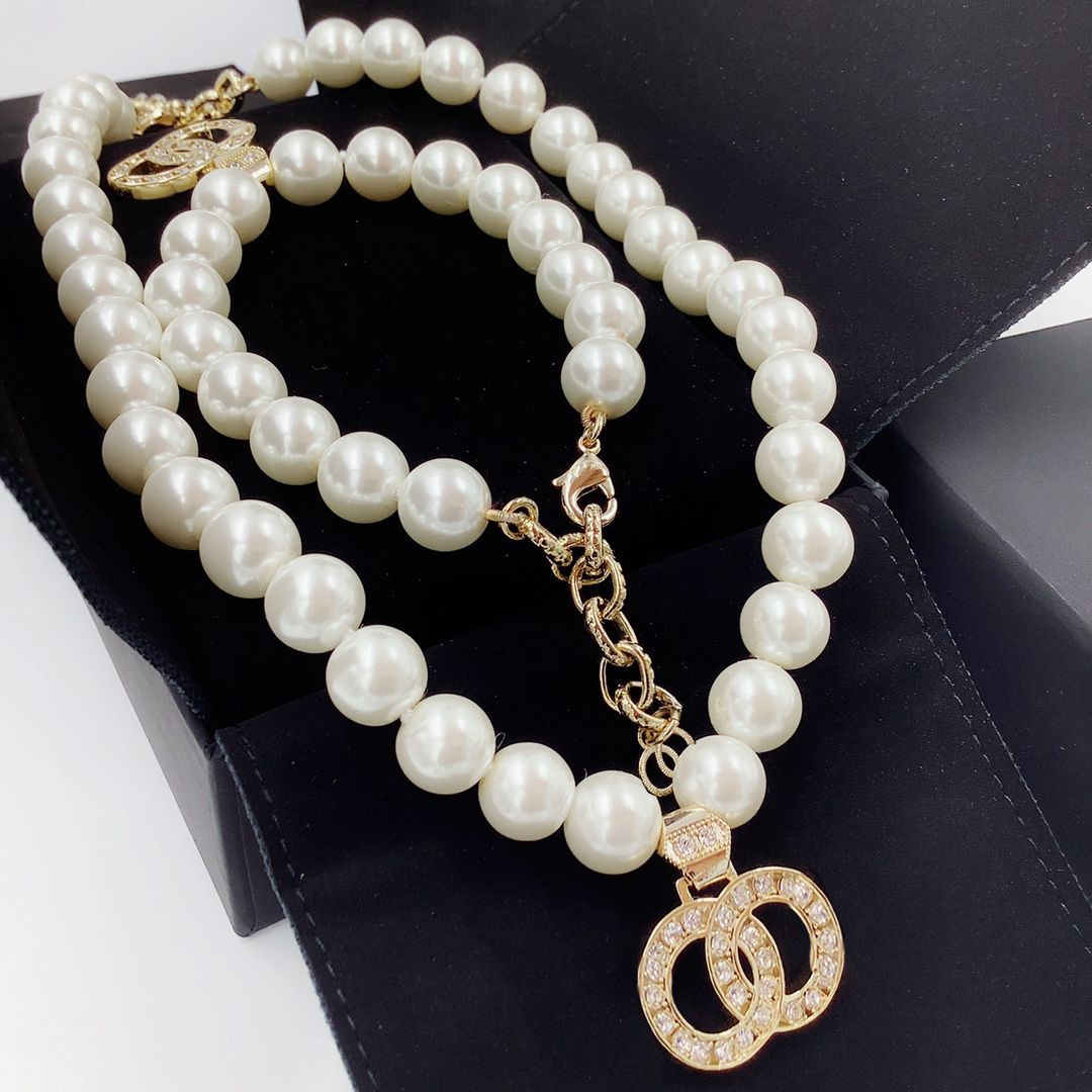 

Pearl necklace bracelets full set of holiday series advanced custom wedding gifts