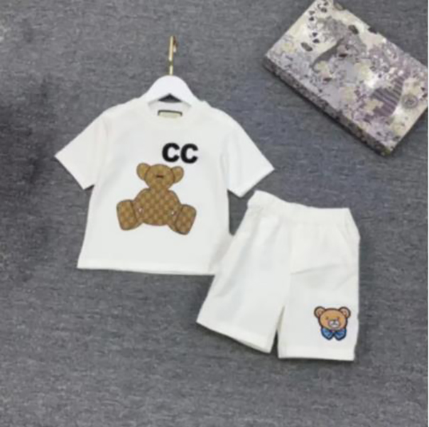 

Luxury designer Clothing Sets kids T shirt Little bear camel monogrammed shortst fashion British fashion brand summer childrens treasures girls cotton two piece, White