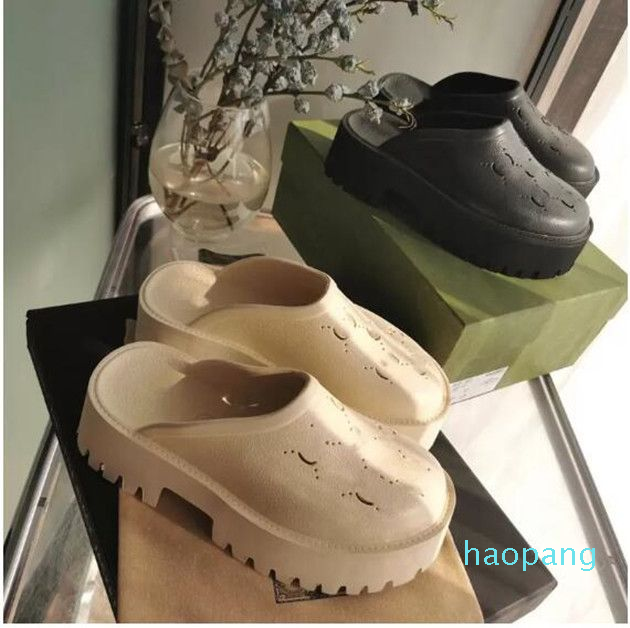 

Designer Women Sandals Luxury Men Platform Slippers Hollow Pattern Beach Shoes Loafers Flats Slipper with Box Size 35-44