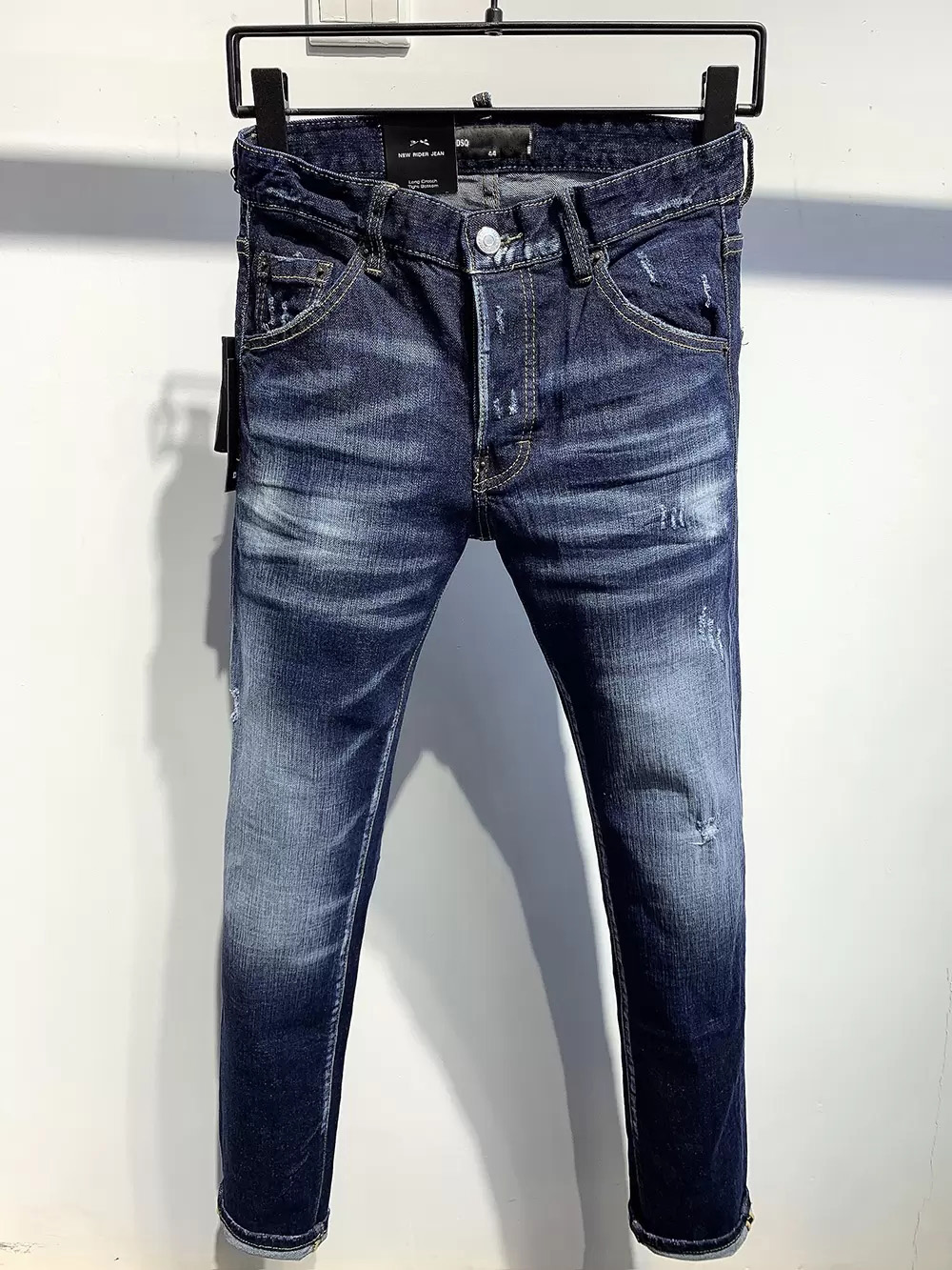 

DSQ2 Classic Fashion Man Jeans blue Hip Hop Rock Moto Mens Casual Design Ripped Jeans Distressed Skinny Denim Biker DSQ Jeans for men 9811, Blue color 9811