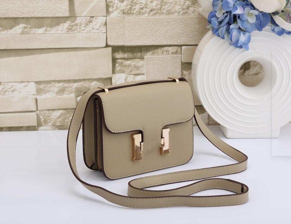 

2023 Wholesale Woman handbag Bag Quality Leather women purse messenger shoulder body POCHETTE handbags, Customize