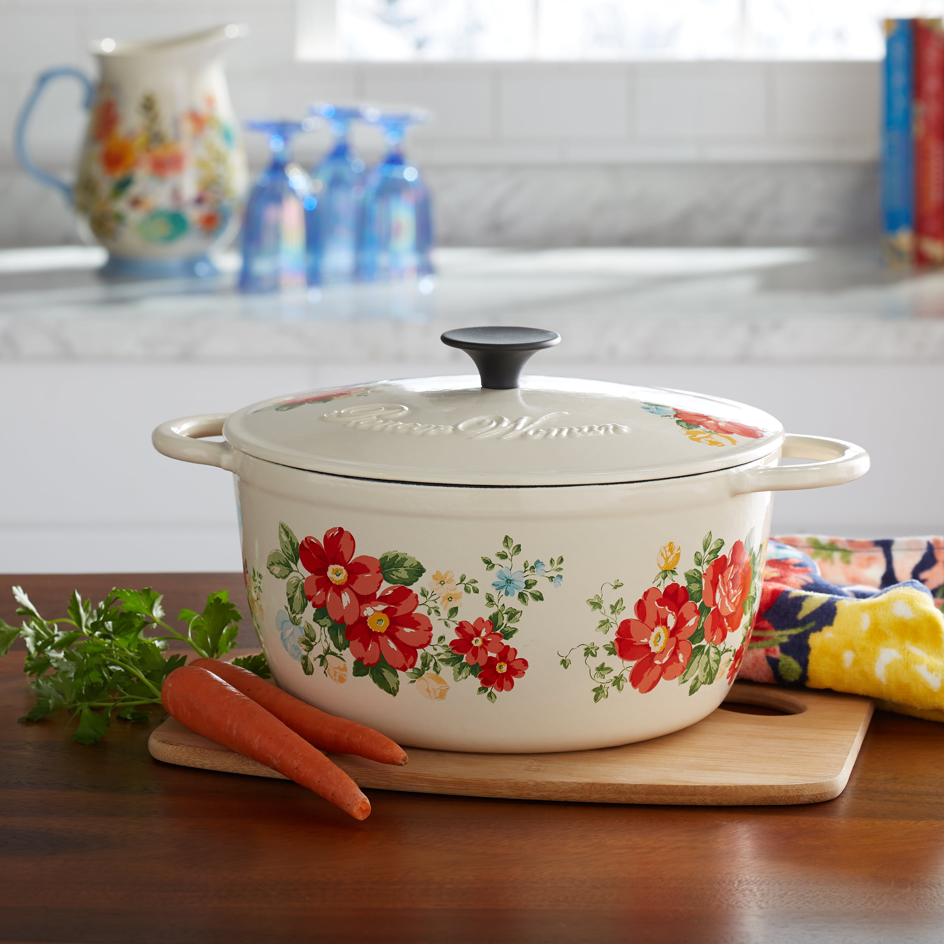

Vintage Floral 5-Quart Dutch Oven safe up to 500F