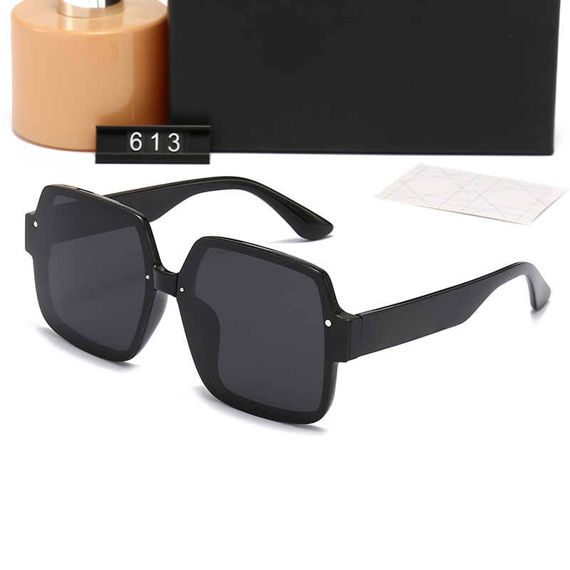 

613 Fashion Mens Womens Designer 2023 Sunglasses Sun Glasses Round Fashion Gold Black Frame Glass Lens Eyewear For Man Woman With Original Cases Boxs Mixed Color
