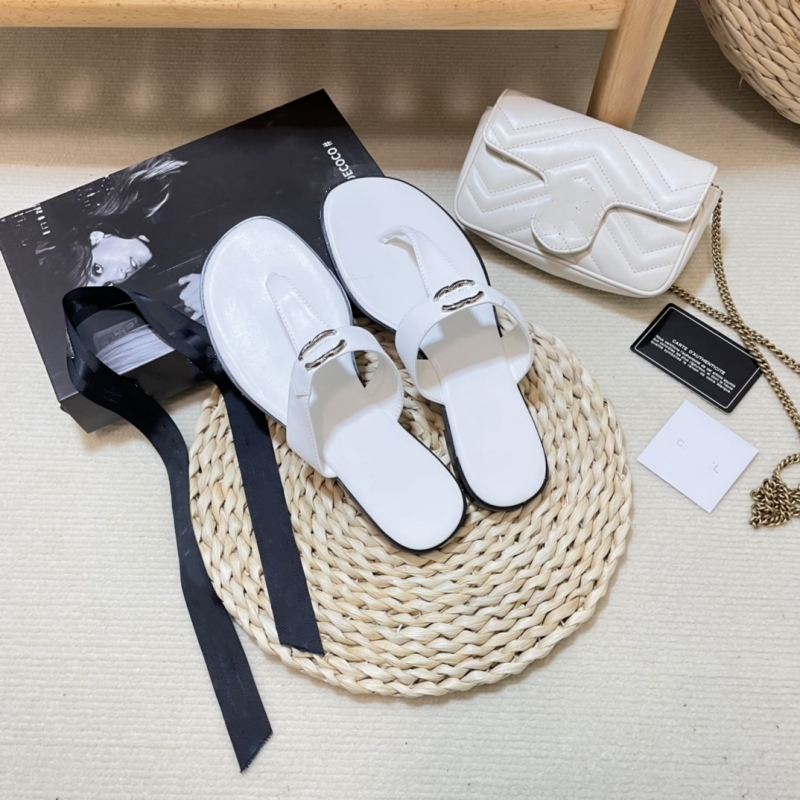 

Designer slipper for ladies and girls wear comfortable and beatuiful, Box