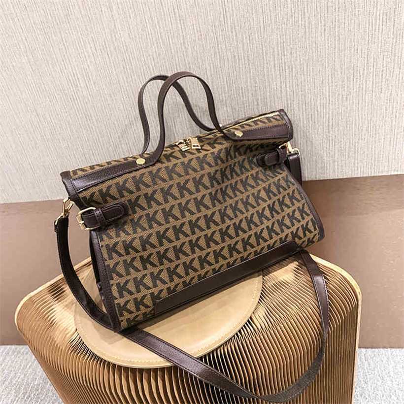 

20% OFF Handbag High quality 2023 new bag family canvas large capacity middle ancient tote dongdamen tide old flower shoulder handbag, 878-f letter
