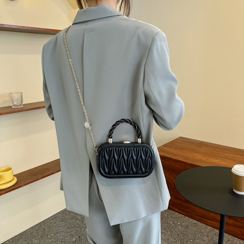 

Women Inclined Shoulder Bags Fashion casual Womens Bag Small Handbag Totes High-capacity PU leather Large volume wholesale Girl Mobile Phone Bag Black 3319, White