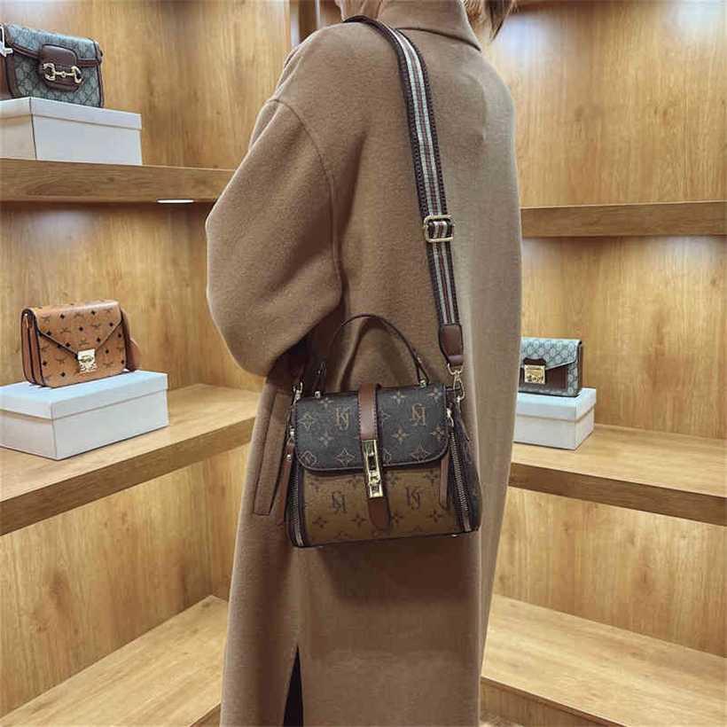 

20% OFF Handbag High quality 2023 new bag trend small square letter printed Korean women's Shoulder Messenger, Old flower brown