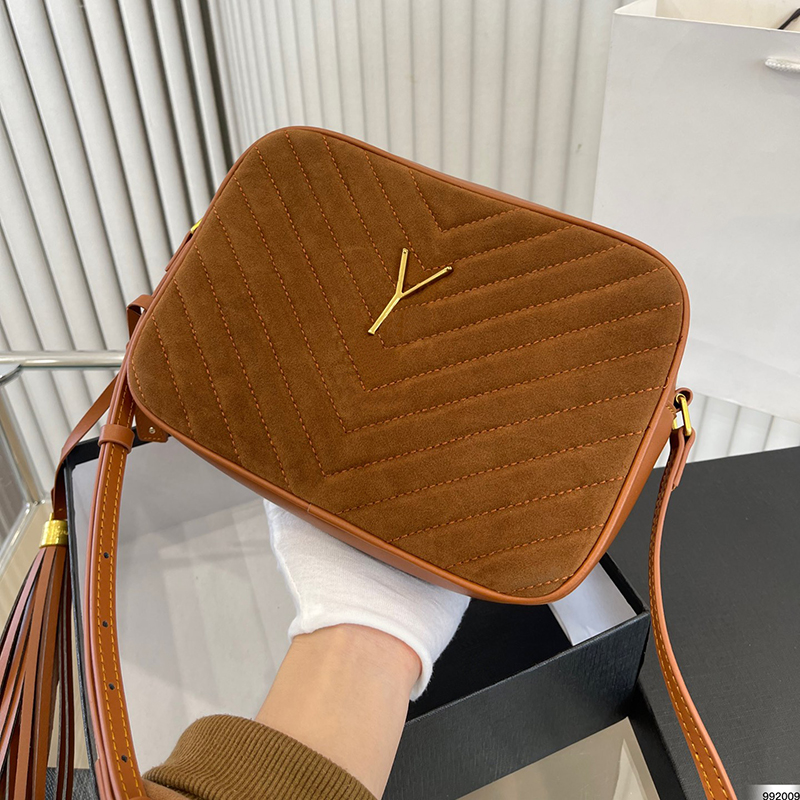 

Designer Shoulder Bags Tassel Lou Crossbody Women Mens Camera Bag Quilted Woman Designers Handbag Luxurys Handbags Cross Body Purse 2302081D, Black