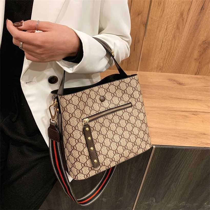 

20% OFF Handbag High quality 2023 new bag Leather women's hand, Coffee