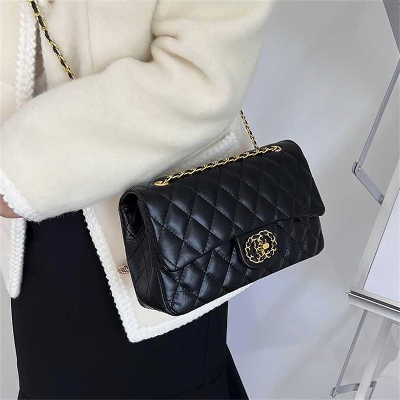 

20 off handbag high quality 2023 new bag lingge chain womens shoulder messenger small temperament large capacity underarm, Sky blue