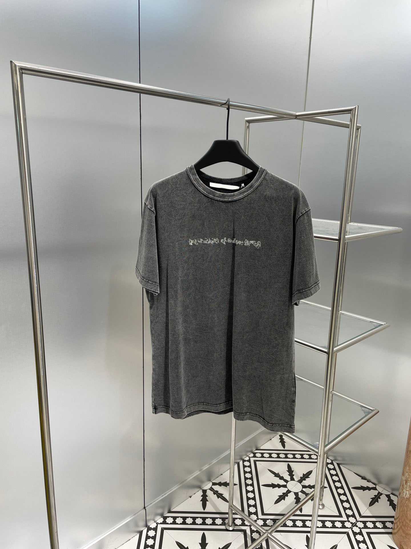 

Women' T-Shirt 2023 Luxury Brand Summer Sequin Shinning Letters T Shirts Women Short Sleeve O-Neck Casual Loose Lip Pattern Tees Hihg Street Tops, Black