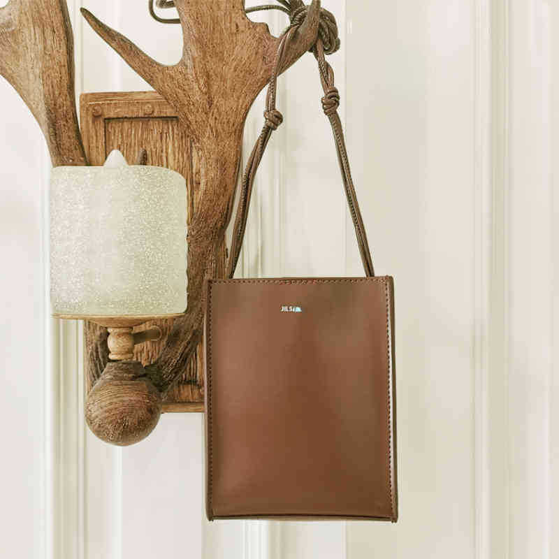 

Hot Jil Designer Bag High Version Shopping Bags Summer Tote Bag Small Square Leather Luxurys Handbag Single Shoulder Bag 220802, Beige (earth color)