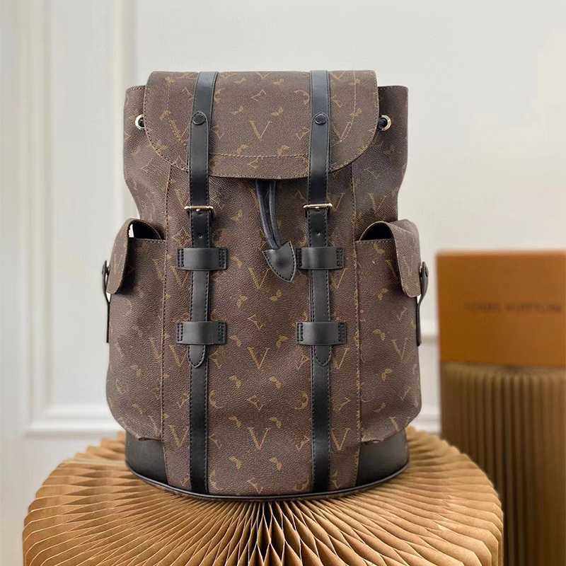 

Designers backpacks luxury backpack handbag letter design casual large capacity Temperament hiking bag versatile gift backpack Material Leather styles very good, Black