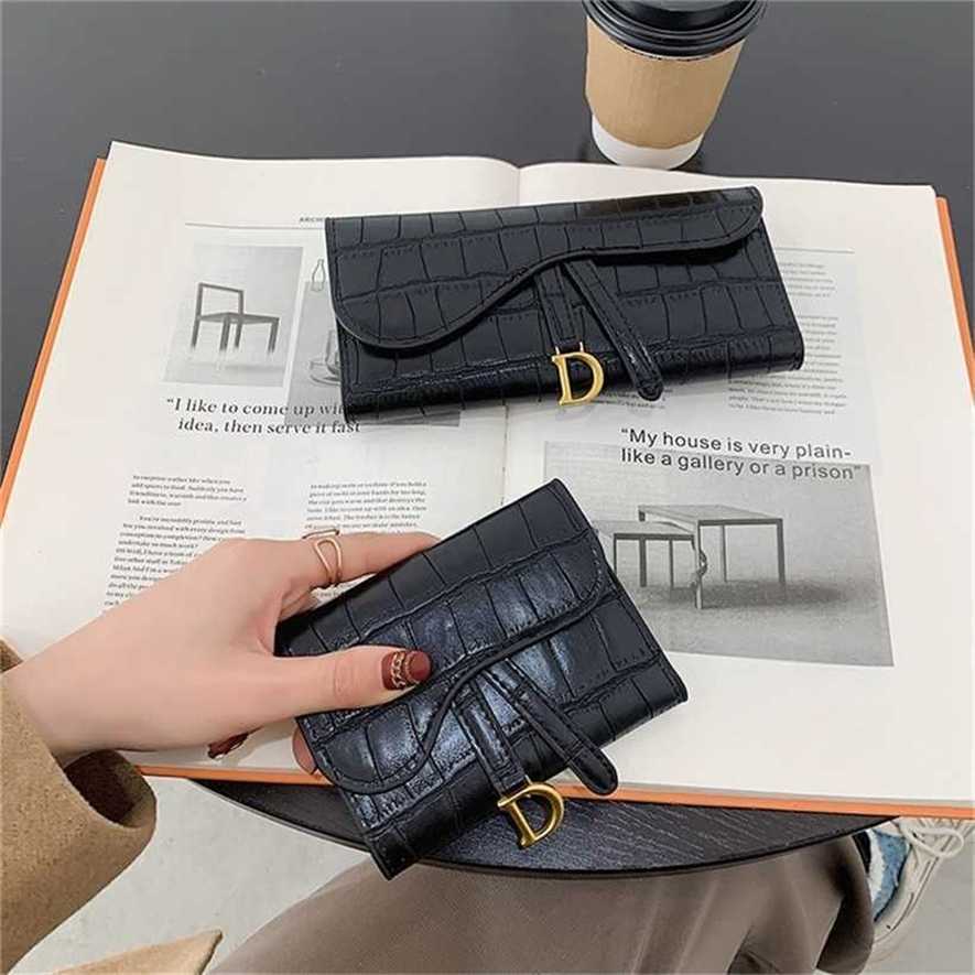 

28% OFF Handbag High quality 2023 new bag Small women's short crocodile pattern European and zero wallet folding multi card position long hand, Black short