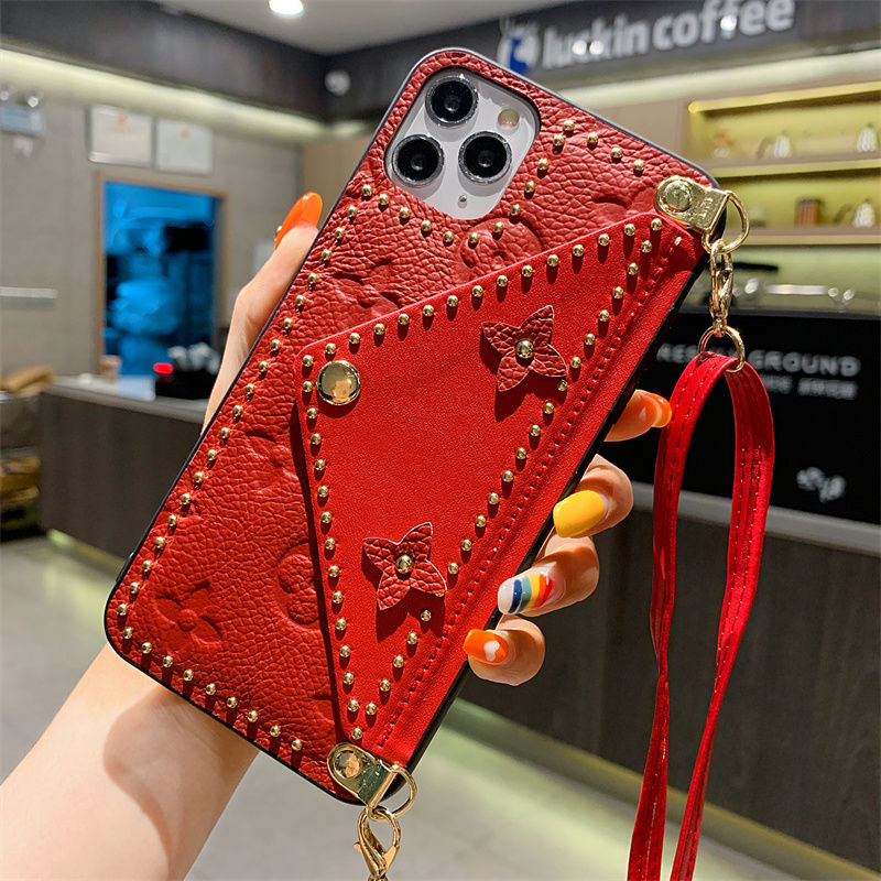 

Designers phone case luxurys trend iphone 14 pro max case old flower leather slant across iphone case for 13/12promax good, Black
