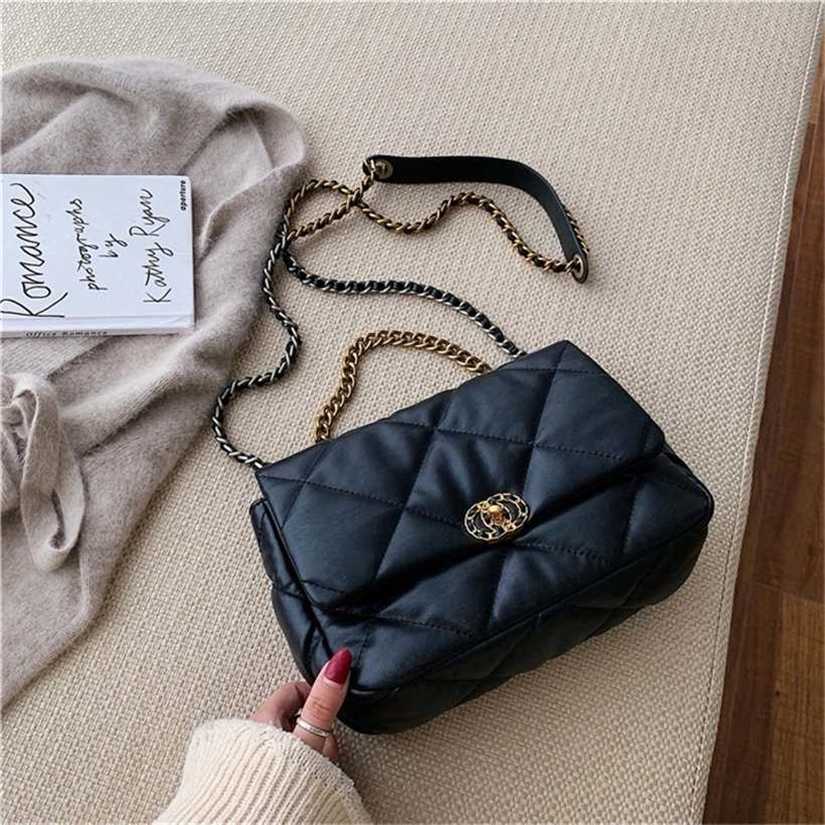 

10% OFF Handbag High quality 2023 new bag sense cloud Lingge chain envelope niche messenger female live broadcast, Black trumpet