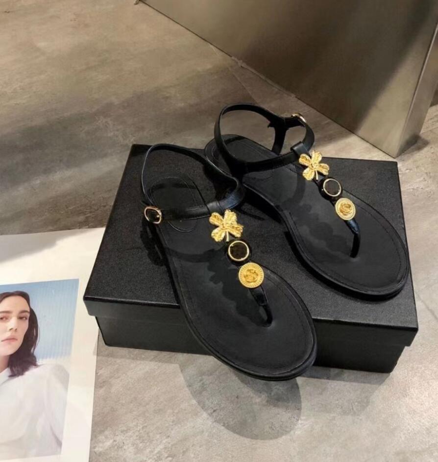 

Designer Sandal Womens 2023 New Style Flat Bottom T-Shaped Sandals Fashion Simple Pure Color Leisure Gladiator Shoes Sandbeach Sandal, Black