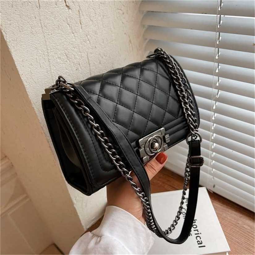 

10% OFF Handbag High quality 2023 new bag Sewing diamond chain women's lock Shoulder Messenger small square