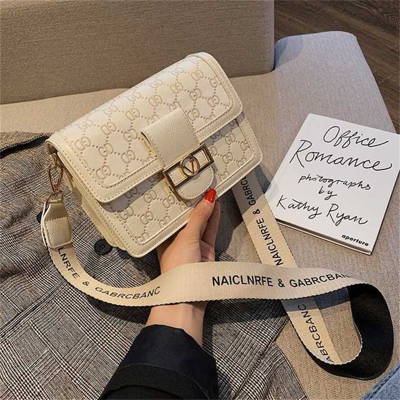

10% OFF Handbag High quality 2023 new bag red messenger Korean women's wide shoulder belt small square, Creamy-white
