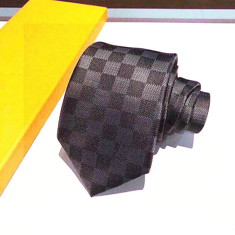 

2023 Mens Silk Neck Ties kinny Slim Narrow Polka Dotted letter Jacquard Woven Neckties Hand Made In Many Styles with box 88