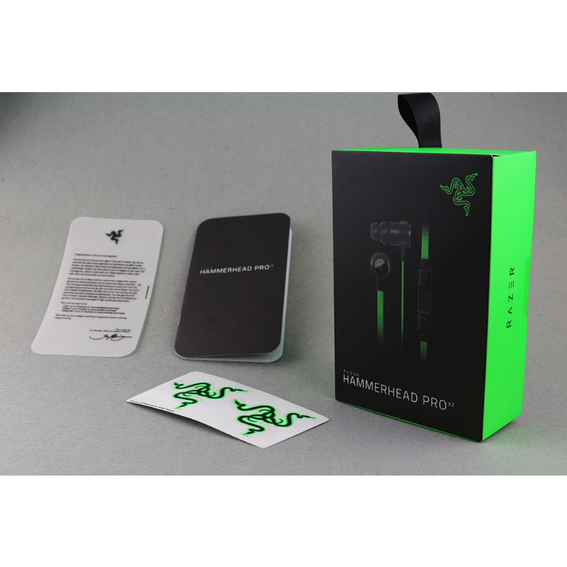 

Cell Phone Earphones Razer Hammerhead V2 Pro Headphone In Ear Earphone Microphone With Retail Box Gaming Headsets Noise Isolation Stereo Bass, Green
