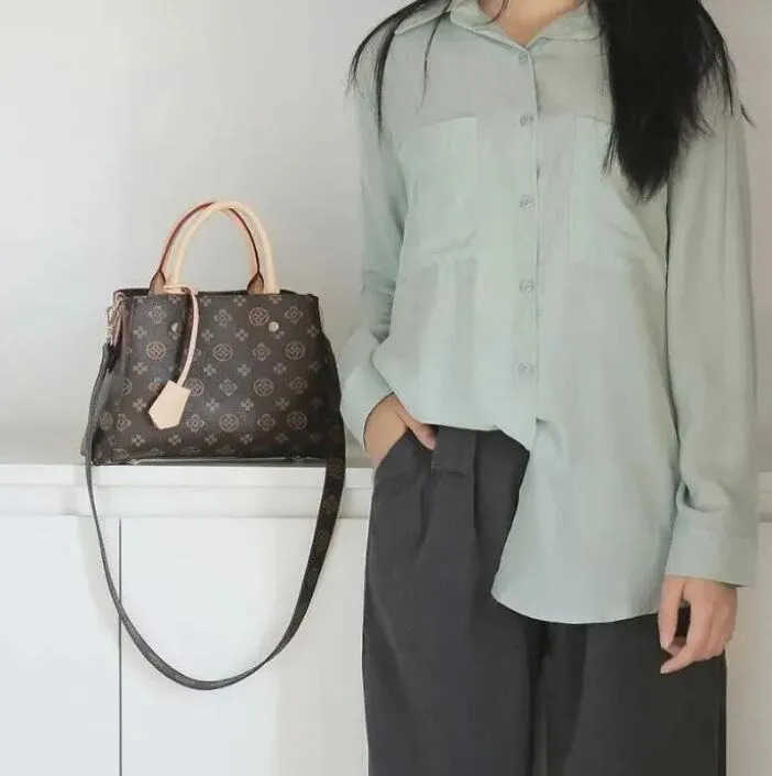 

Designer Luxury Satchel Messenger Handbag Leather Strim Handles With Shoulder Strap Crossbody Bag French Bag, Black flower