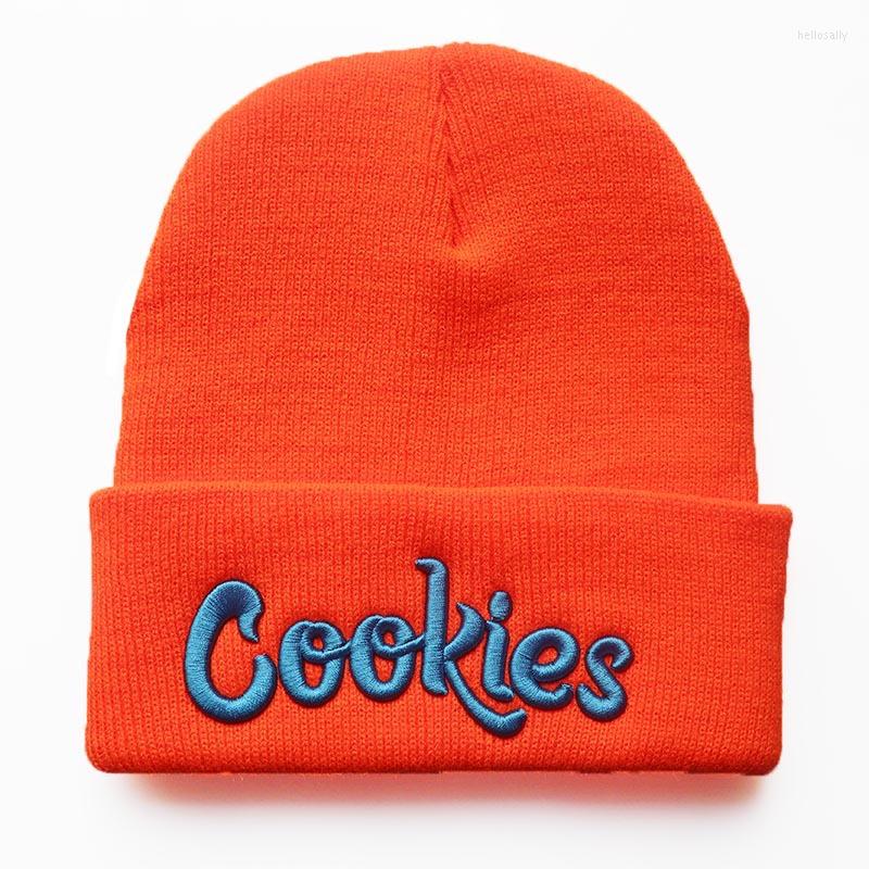 

Berets Men Women Knitted Hat Fashion Cookies Pattern Embroidery Ski Warm Winter Beanie Skullies Cap, Blue