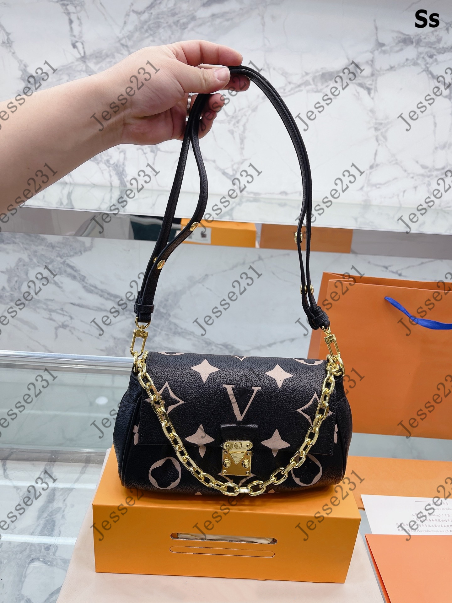 

designer bag Womens FAVORITE Shoulder Bags Genuine Leather MONTIGNE Messenger Handbag chains Strap louise viuton crossbody Bags Tote bag wallet purse with box, White