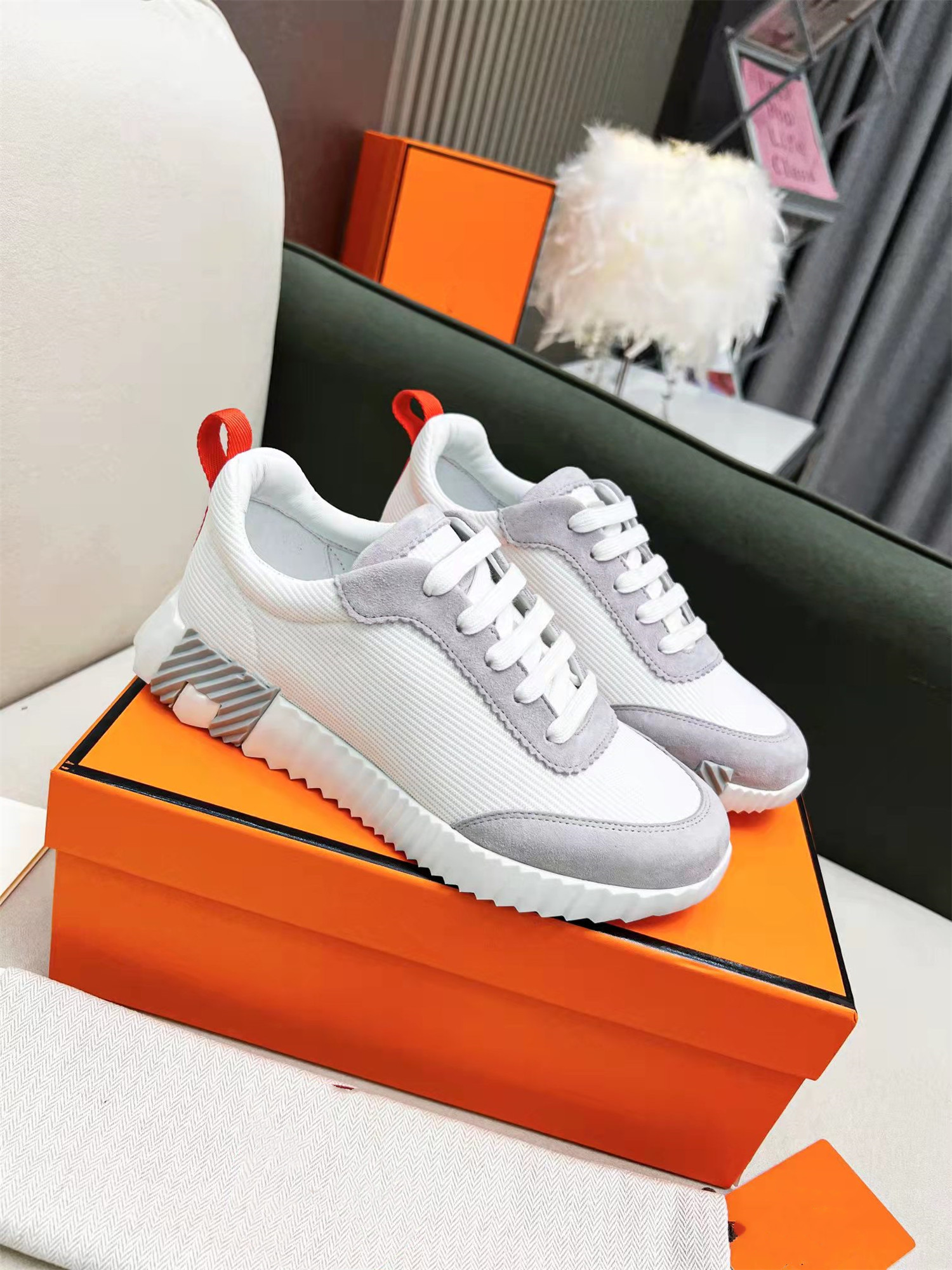 

Top Designer Bouncing Sneakers Shoes For Men Technical Canvas Suede Goatskin Sports Light sole Trainers Italy Brands Men's Casual Walking EU38-46.Box