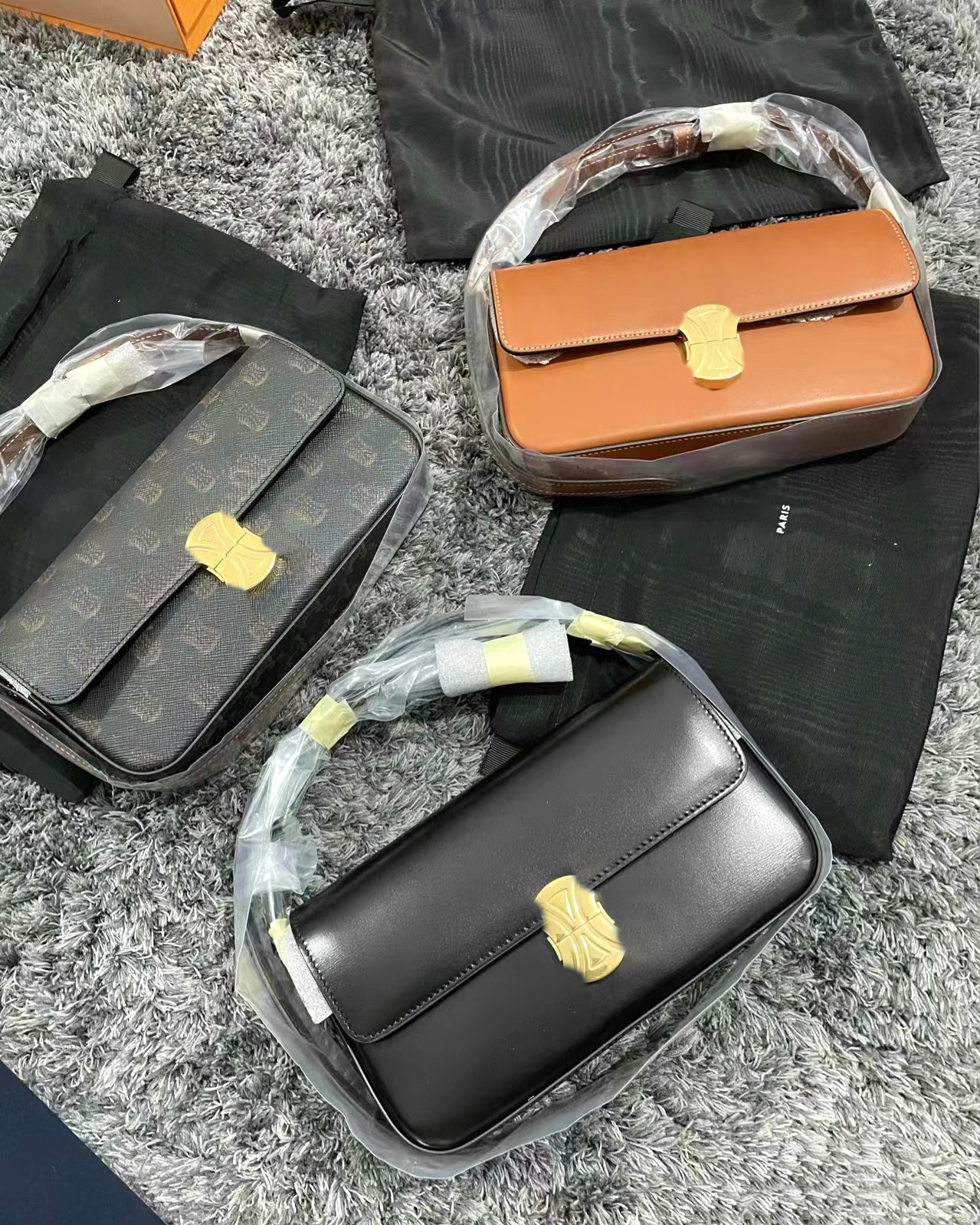 

fashion Luxurys Designer totes Shoulder Bag clutch Evening TEEN TRIOMPHE classic handbag crossbody Bags Leather famous men Women wallet envelope travel strap Hasp, Black