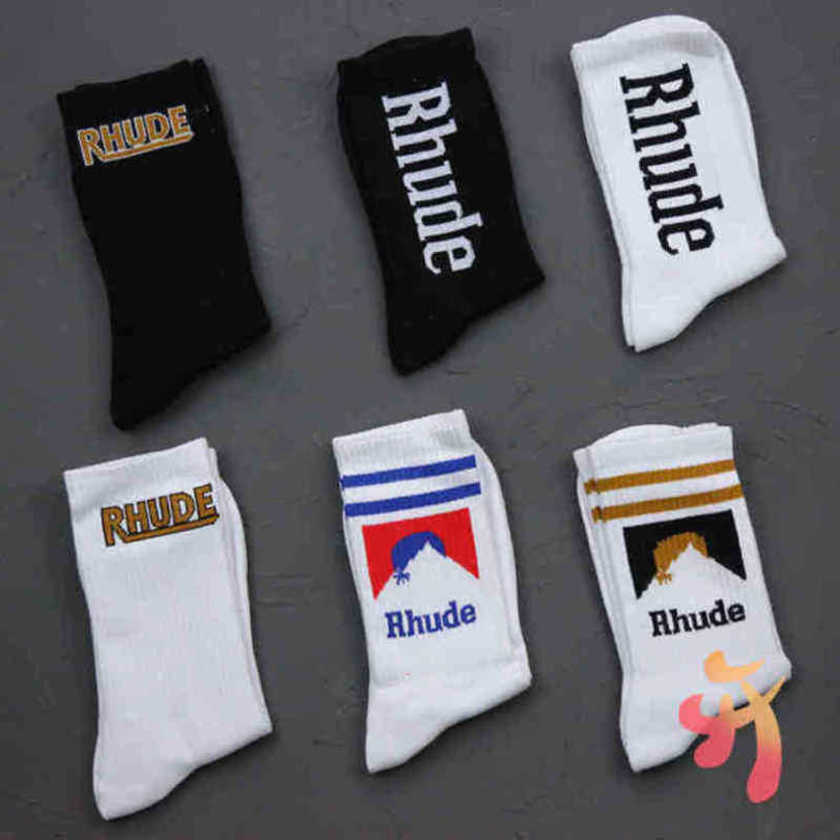 

football socks for Simple Letter High Quality Cotton European American Street Trend Men and Women Rhude Couple In-Tube socks 2022 weed elite branded, Wenchihanwhiteyellow