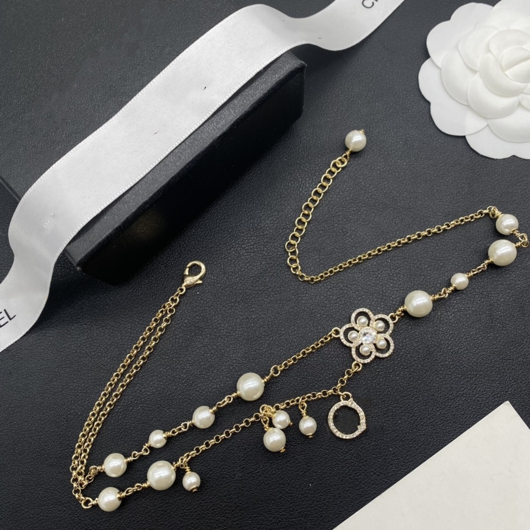 

2023 Fashionable C Gold Plated Stainless Steel Necklaces Choker Letter Pendant Statement Fashion Womens Necklace Wedding Jewelry Accessories