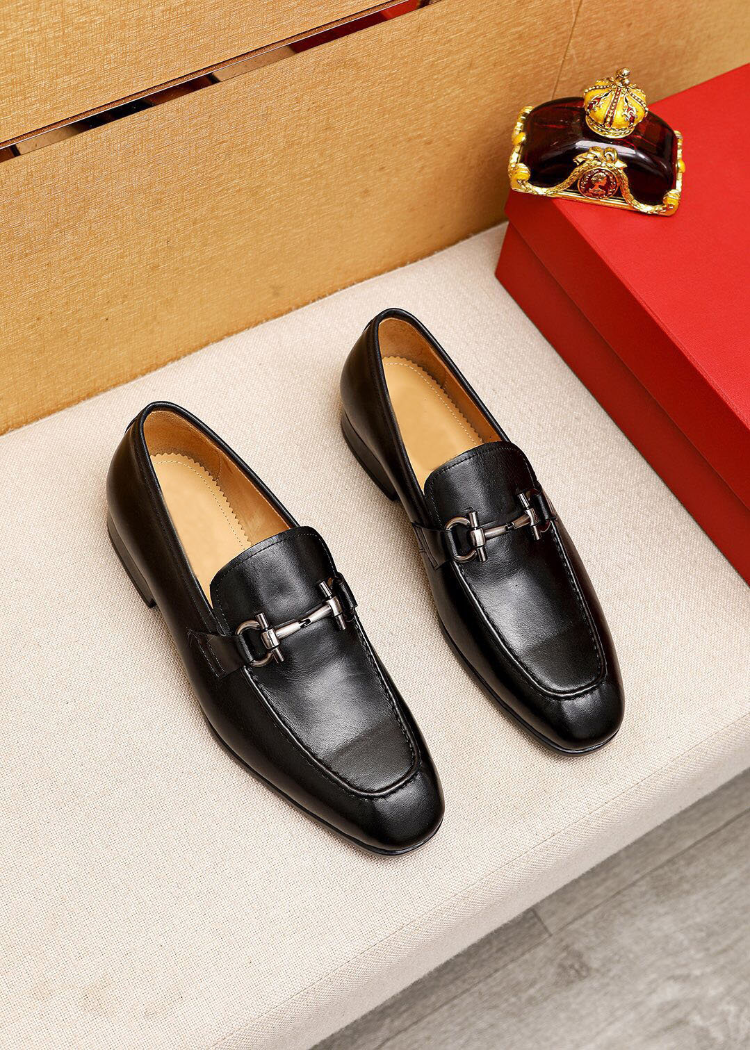 

2023 Man Dress Shoes Genuine Leather Oxfords Brand Designer Mens Footwear Fashion Brogue Shoes High Quality Business Formal Flats Size 38-47, Black 1
