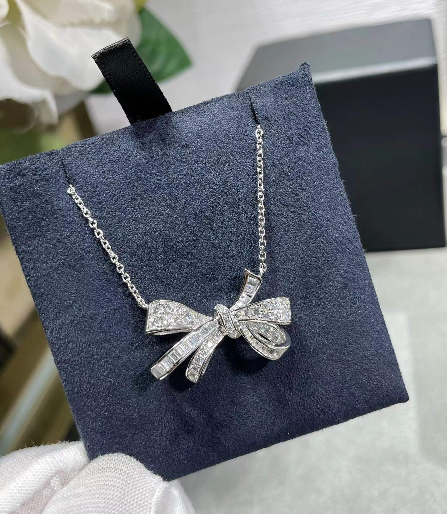 

Luxury Tilda Bow Necklace Women Wedding Party 925 Sterling Silver Zircon Jewelry Crystal Bow Knot Pendant Geometric Chain Choker
