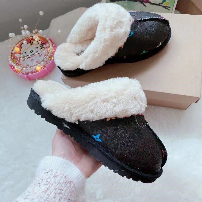New designer women's boots wool fashion indoor thermal shoes classic winter boots suede slippers leather boots