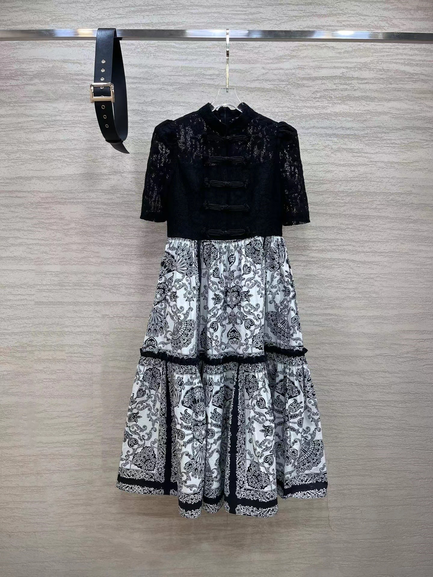 

Milan Runway Dress 2023 Spring Summer Stand Collar Short Sleeve Fashion Designer Dresses Brand Same Style Dress 0211-01, Customize