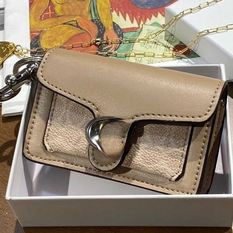 

Luxury Designer Bags Change Purse Card pack Handbag Pendant Classic Key Made of Lychee Grain Cow Leather 7-color Box Size 11 cm Factory Direct Sale, Black flower