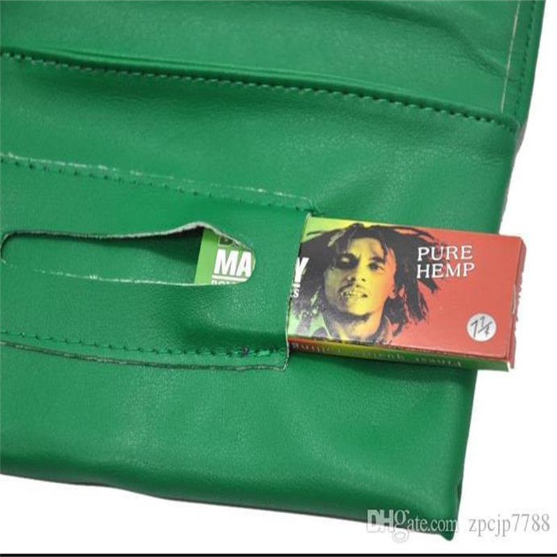 

Leather material smoked bag, many color patterns, tobacco packets, cartoon patterns are easy to carry.