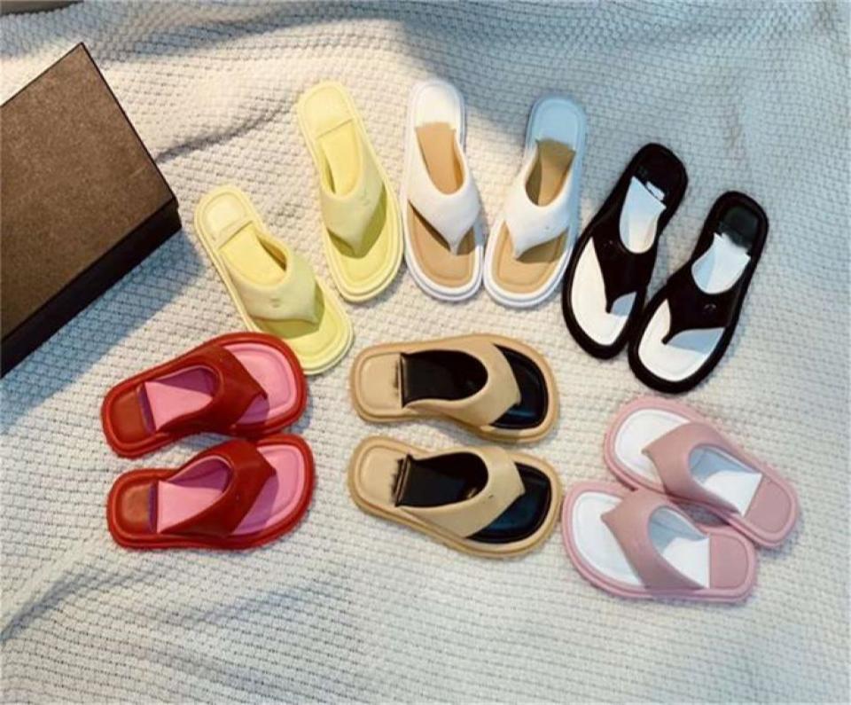 

2022 Fashion Channel Beach Shoes Women039s Lightweight Waterproof Platform Shoes Rainy Day Beach Student Casual Sandals hhk9056192