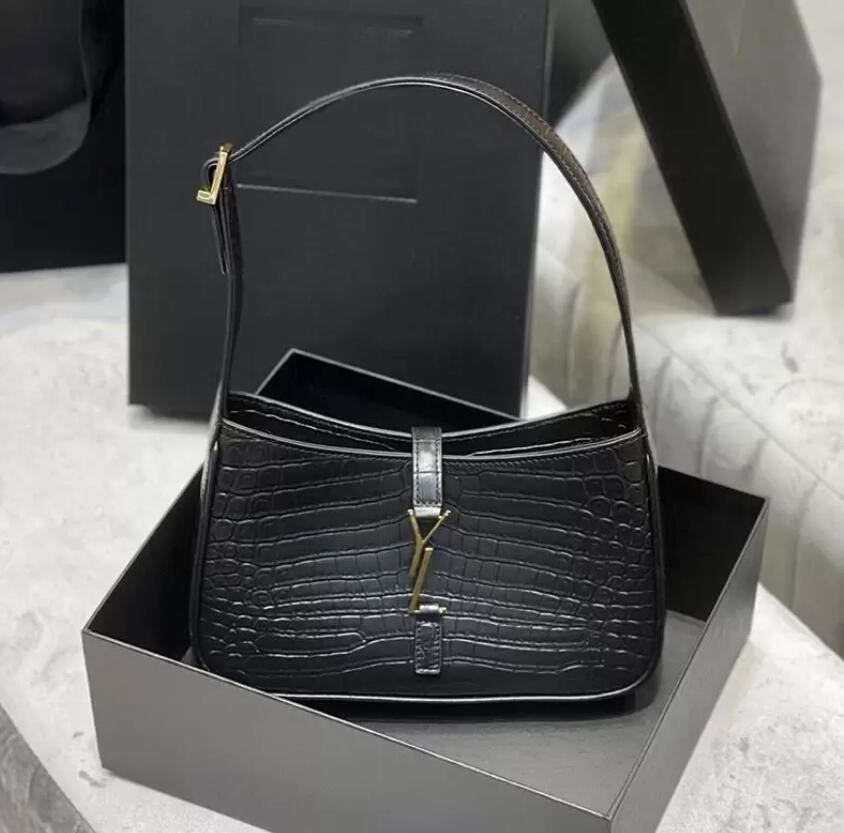 

2023 Luxury Designer Bags Women's Crossbody Bag Leather Handbag Underarm Bag Slanted Shoulder Portable Crocodile Pattern Gold Buckle with Dust Bag, Black