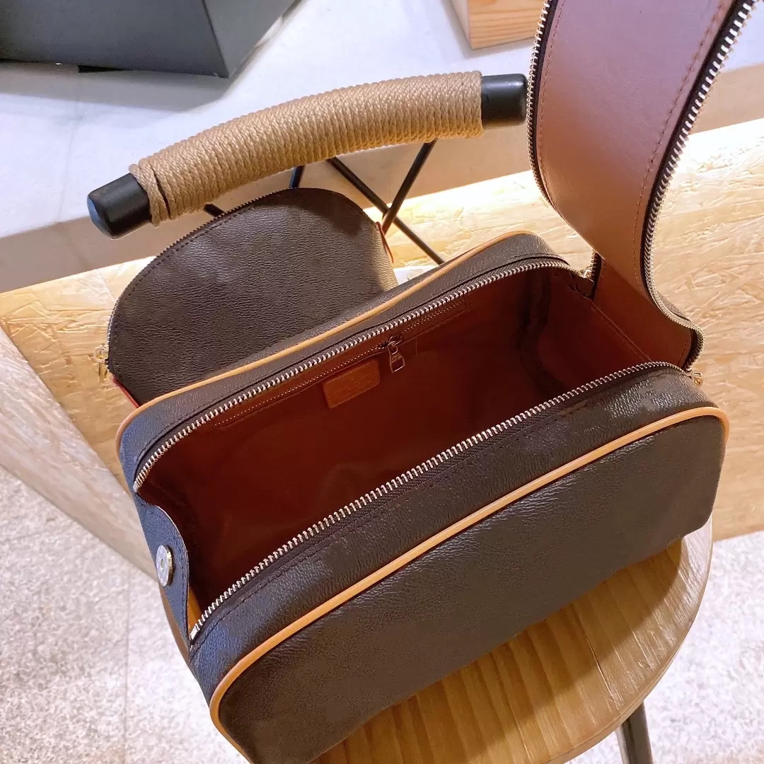 

2-piece set Designer Women Wash Bag Large Capacity Cosmetic Bags Makeup Toiletry Purses Pouch Men Travel Toilet Handbags, Brown